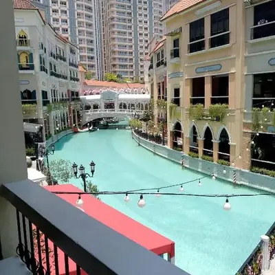 Modern 1 bedroom spacious apartment with Venice Grand Canal View