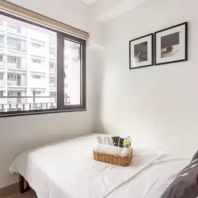 MOA Condotel 1BR fast WiFi
