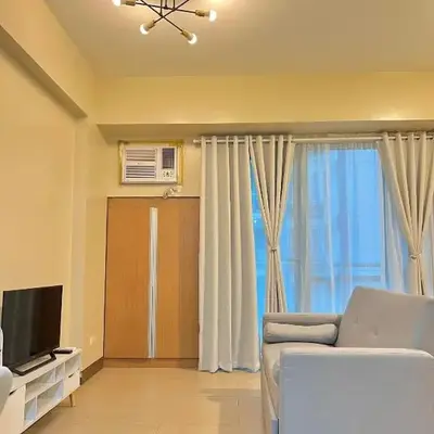CONDOTEL - Across NAIA T3 Airport with WIFI