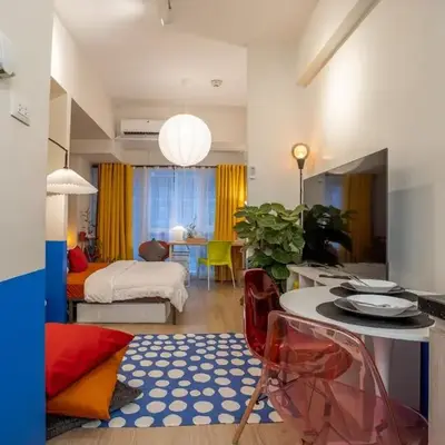 Modern Studio with Balcony near Ayala Makati
