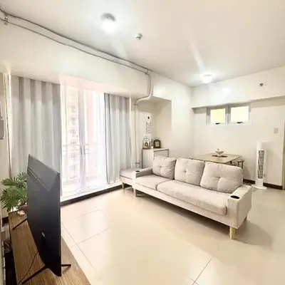 Spacious 3BR 2 balcony Resort vibes near BGC