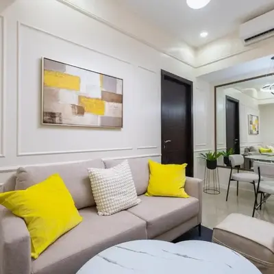 Modern Condo at Park McKinley West with Wi-Fi and Washer