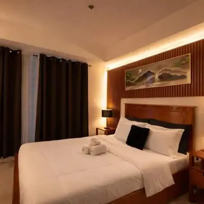 Azure Luxury Condo