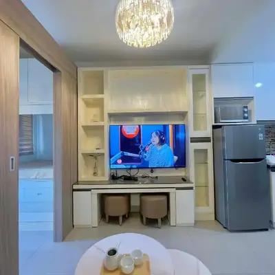 Cozy condo unit