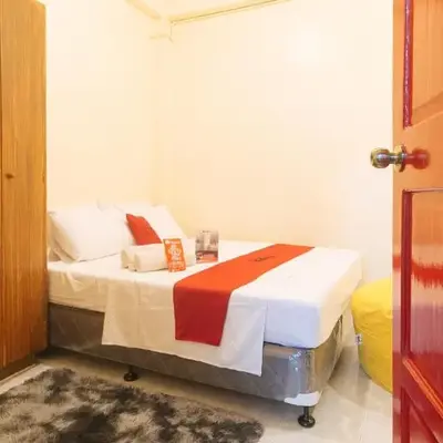 RedDoorz at VCloud Hills near De La Salle Dasmarinas Cavite