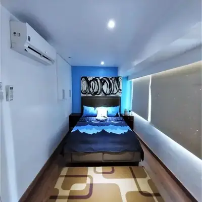 2 BR loft-type condo Fort Victoria