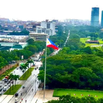 ETON BAYPARK MANILA by TRIPLE VIEW CONDOTEL
