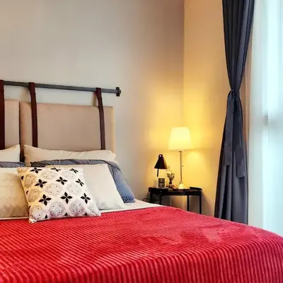 7 BGC Shopping Haven Steps Away from Uptown Mall and Mitsukoshi Mall FREE Parking with Washer